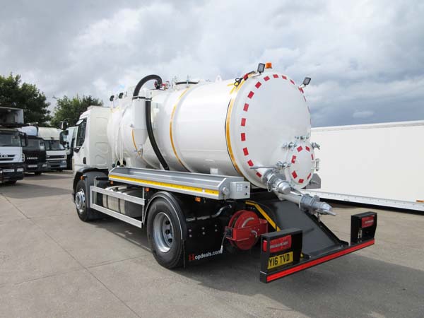 REF 67 - 2016 DAF Euro 6 2200 gallon Vacuum tanker for sale  